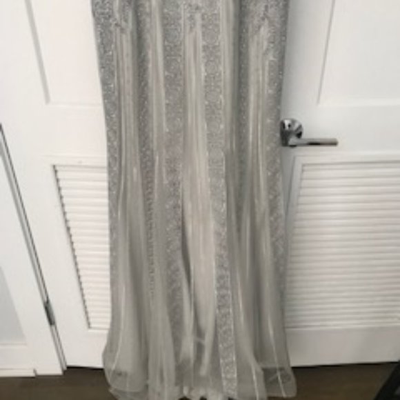 Prom/Formal Dress by Camille la Vie Size 8 in Grey & Silver - Picture 7 of 12
